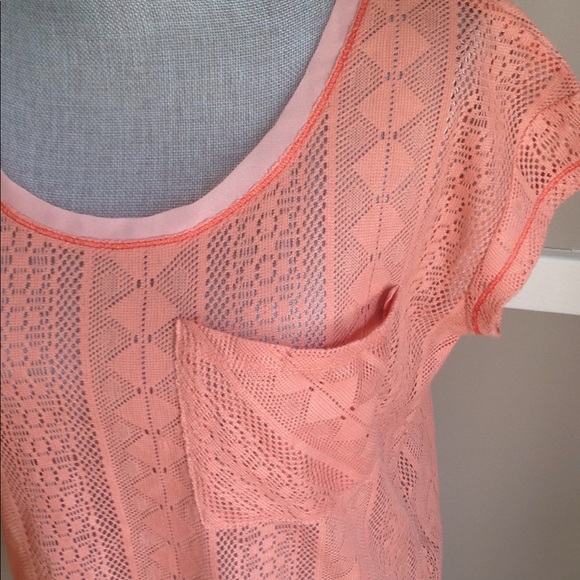 Peach lacey shirt - Picture 2 of 4